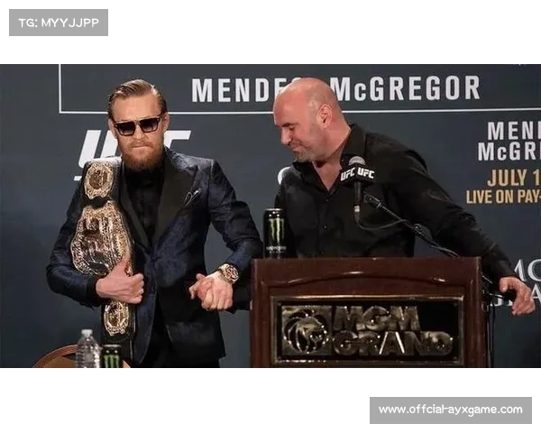 白大拿承诺尽快安排重量级二番战 明确冠军归属